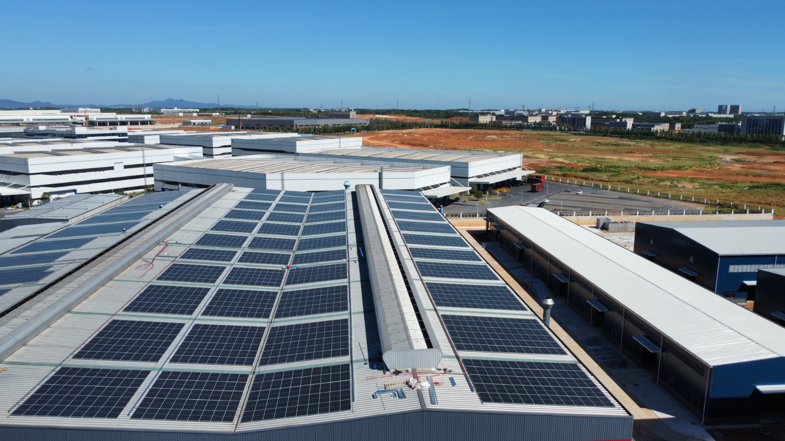 国家能源局：今年我国可再生能源装机将突破1100GW